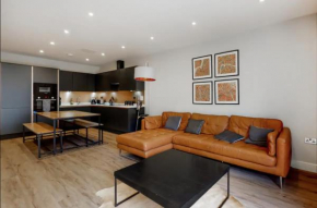 Super 2 bed flat 10min to Wimbledon tennis courts